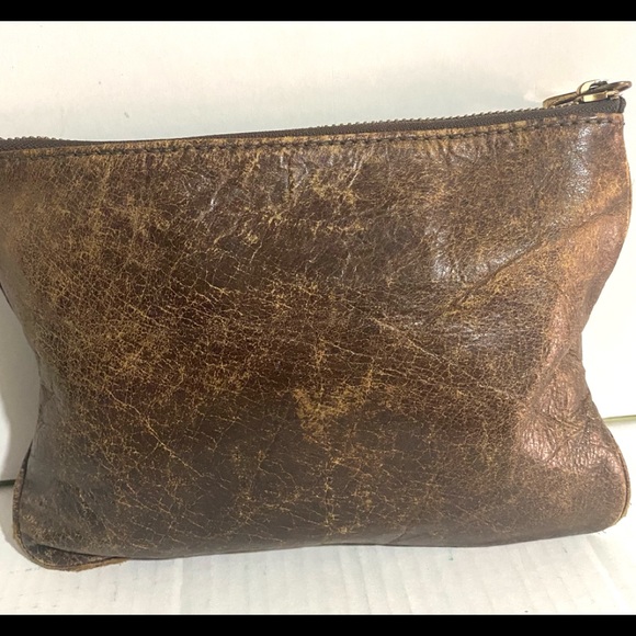 Marc by Marc Jacob’s brown distressed pouch bag - Picture 2 of 9